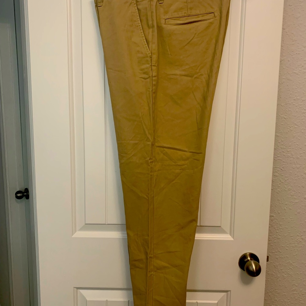 Men Khaki Chinco